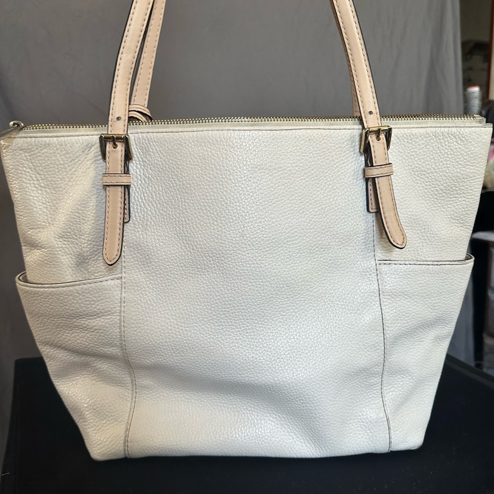 Michael Kors Creme Color Tote - Picture 5 of 10